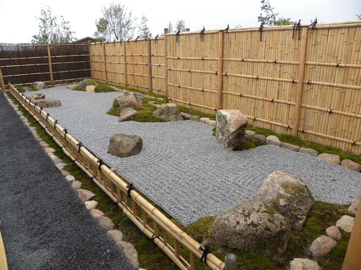 Japoniskas Sodas Medomiskiai Exteriör bild