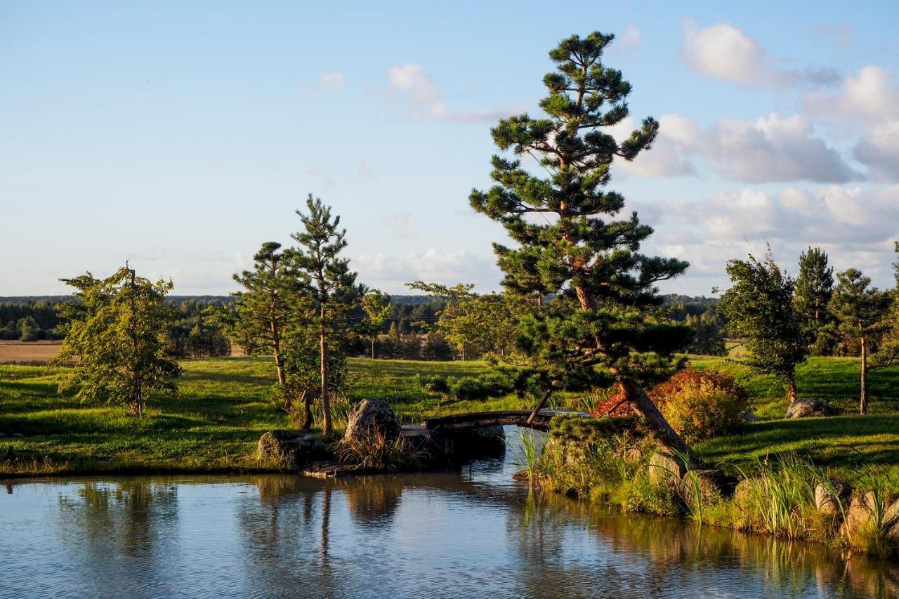 Japoniskas Sodas Medomiskiai Exteriör bild